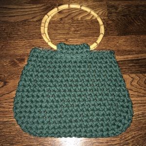 Artikal green macrame w/bamboo handles purse/bag